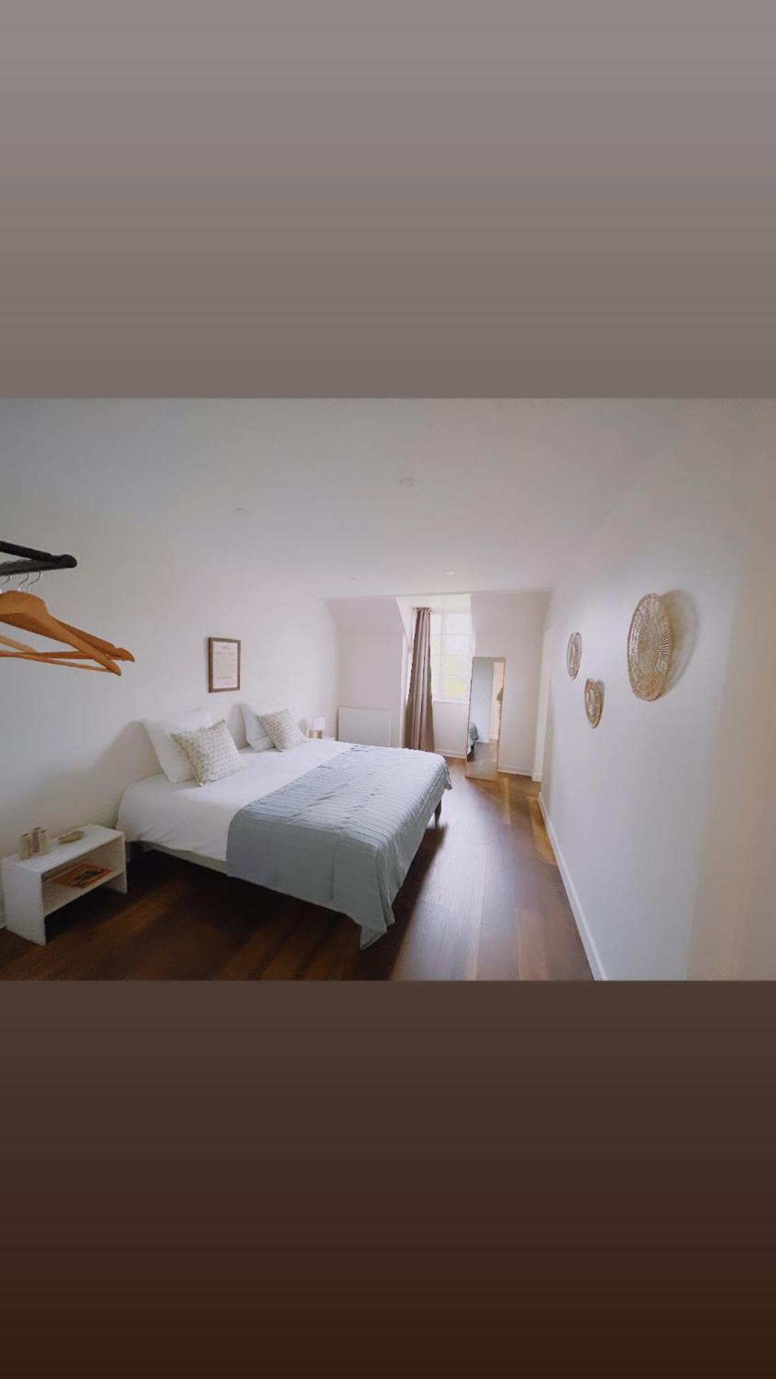 Neufmesnil Abbaye De Blanchelande Bed & Breakfast エクステリア 写真