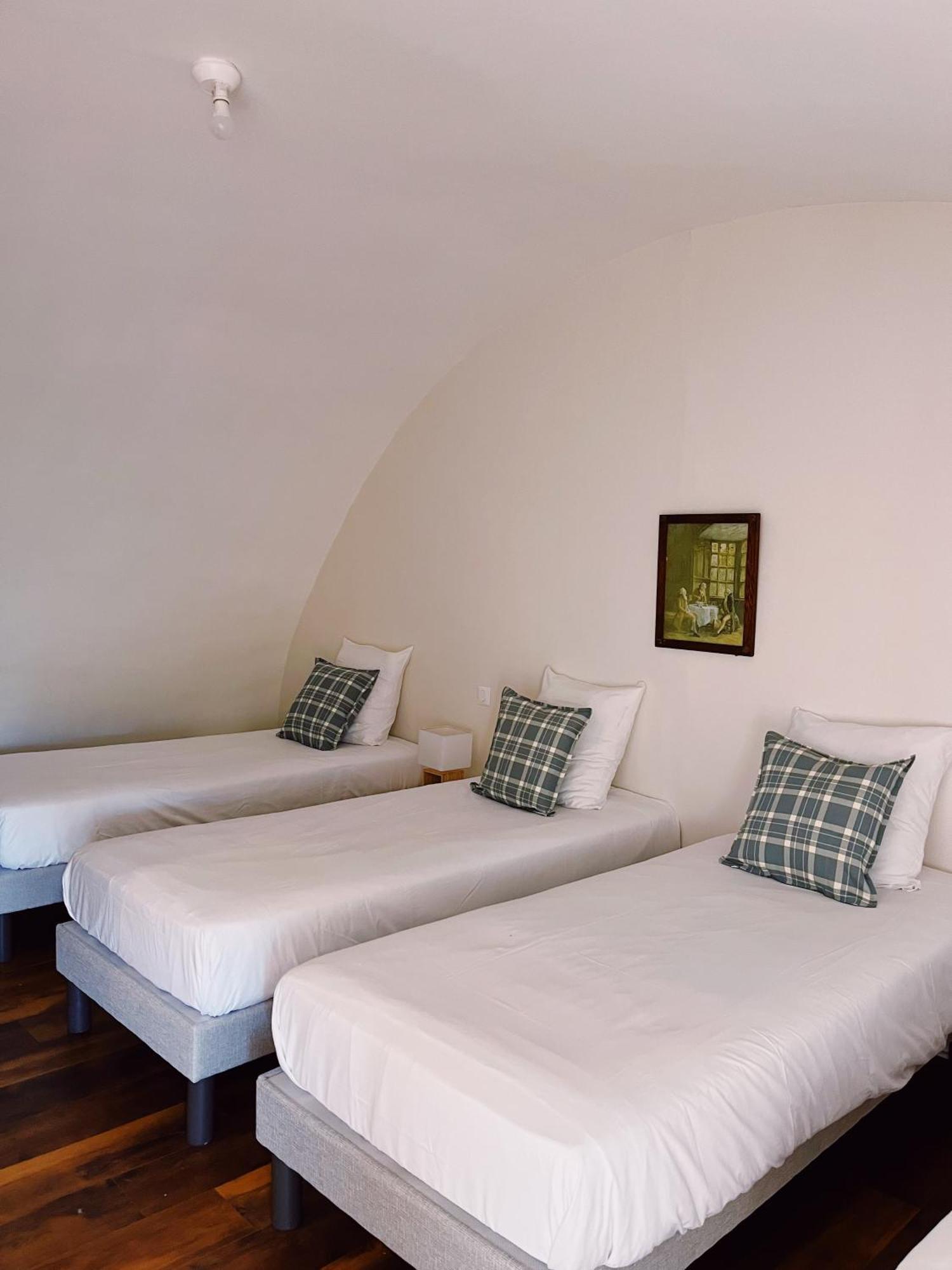 Neufmesnil Abbaye De Blanchelande Bed & Breakfast エクステリア 写真