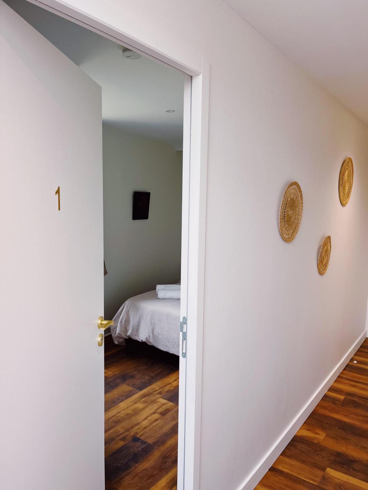 Neufmesnil Abbaye De Blanchelande Bed & Breakfast エクステリア 写真